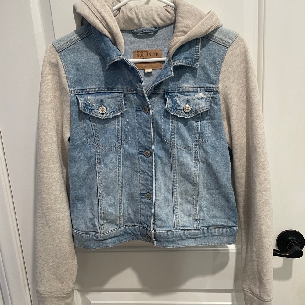 Hollister Women’s Denim/Sweatshirt Hybrid Trucker Jacket